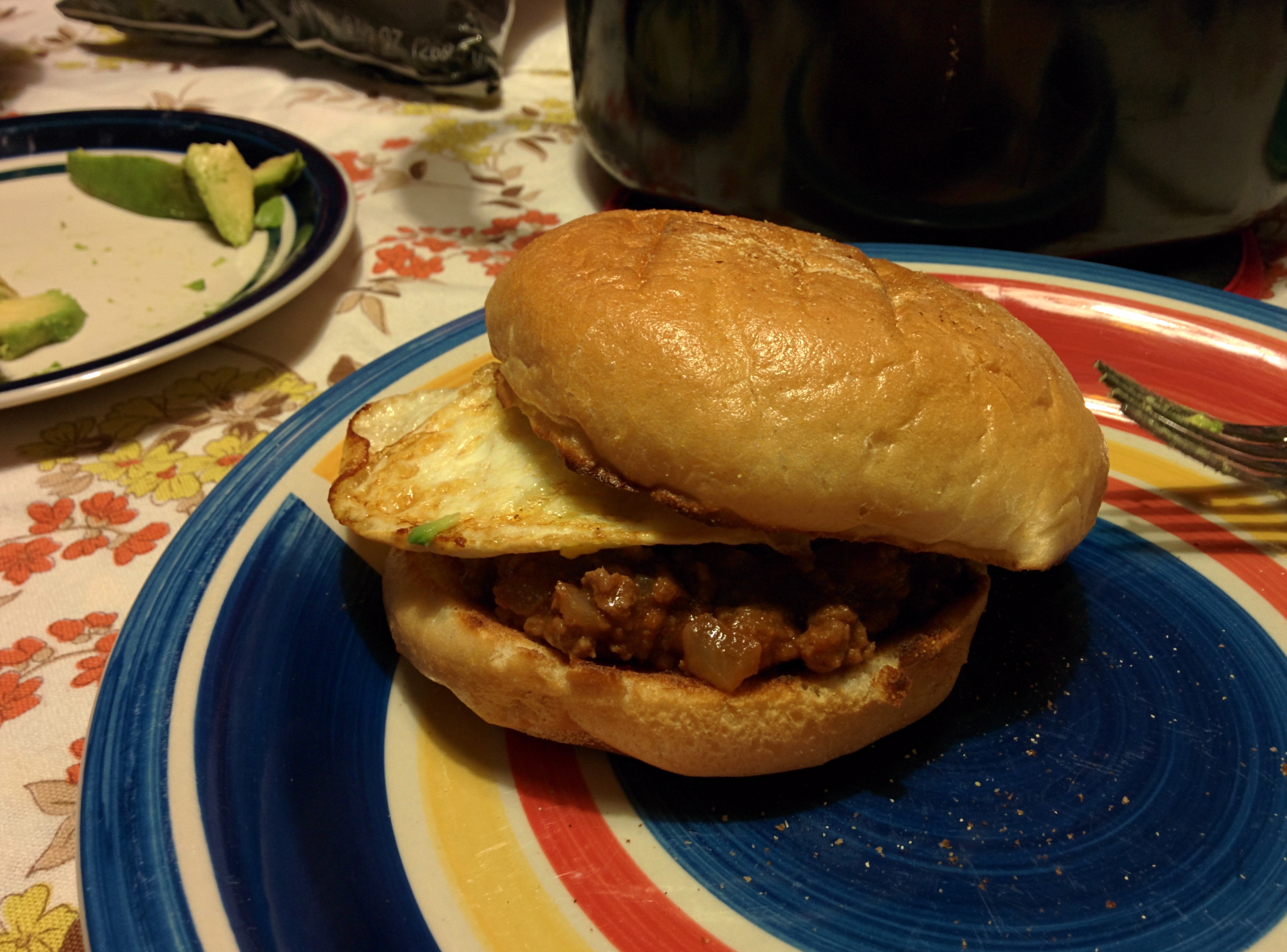 Sloppy Joe with Avocado and Egg